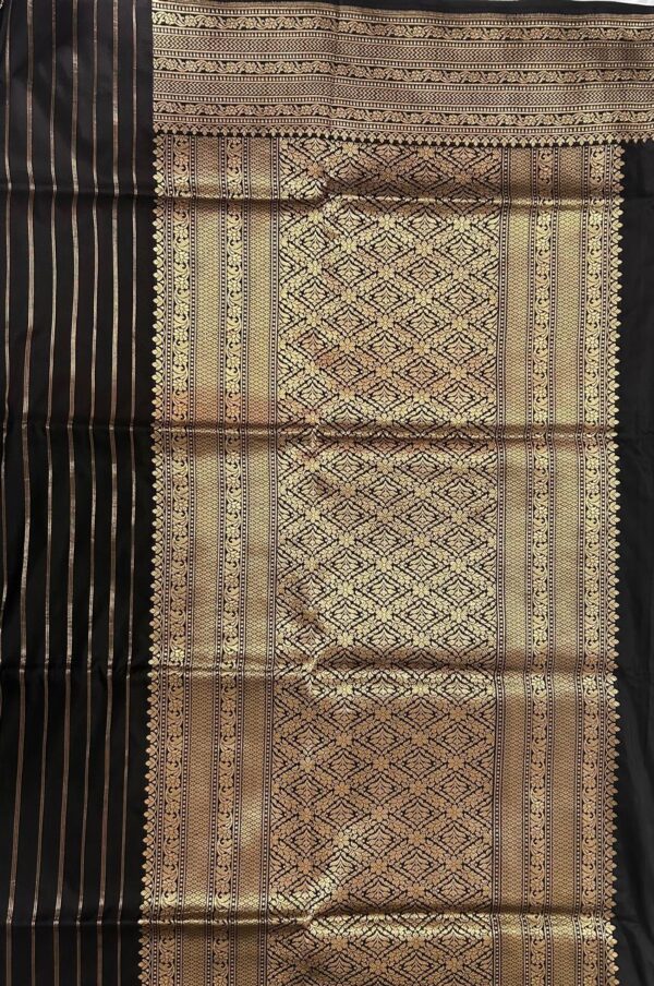 Black Kadhwa Saree