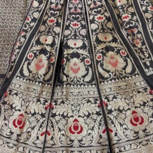 Lehnga2